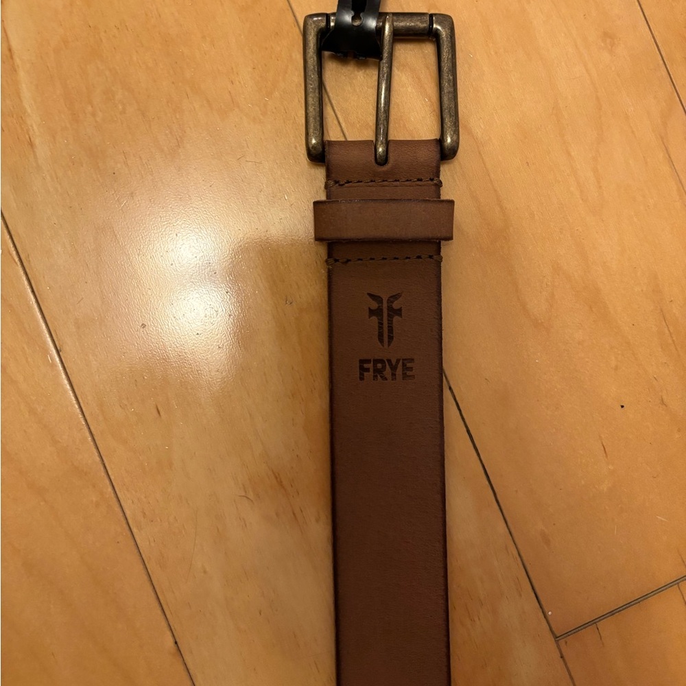 FRYE belt
